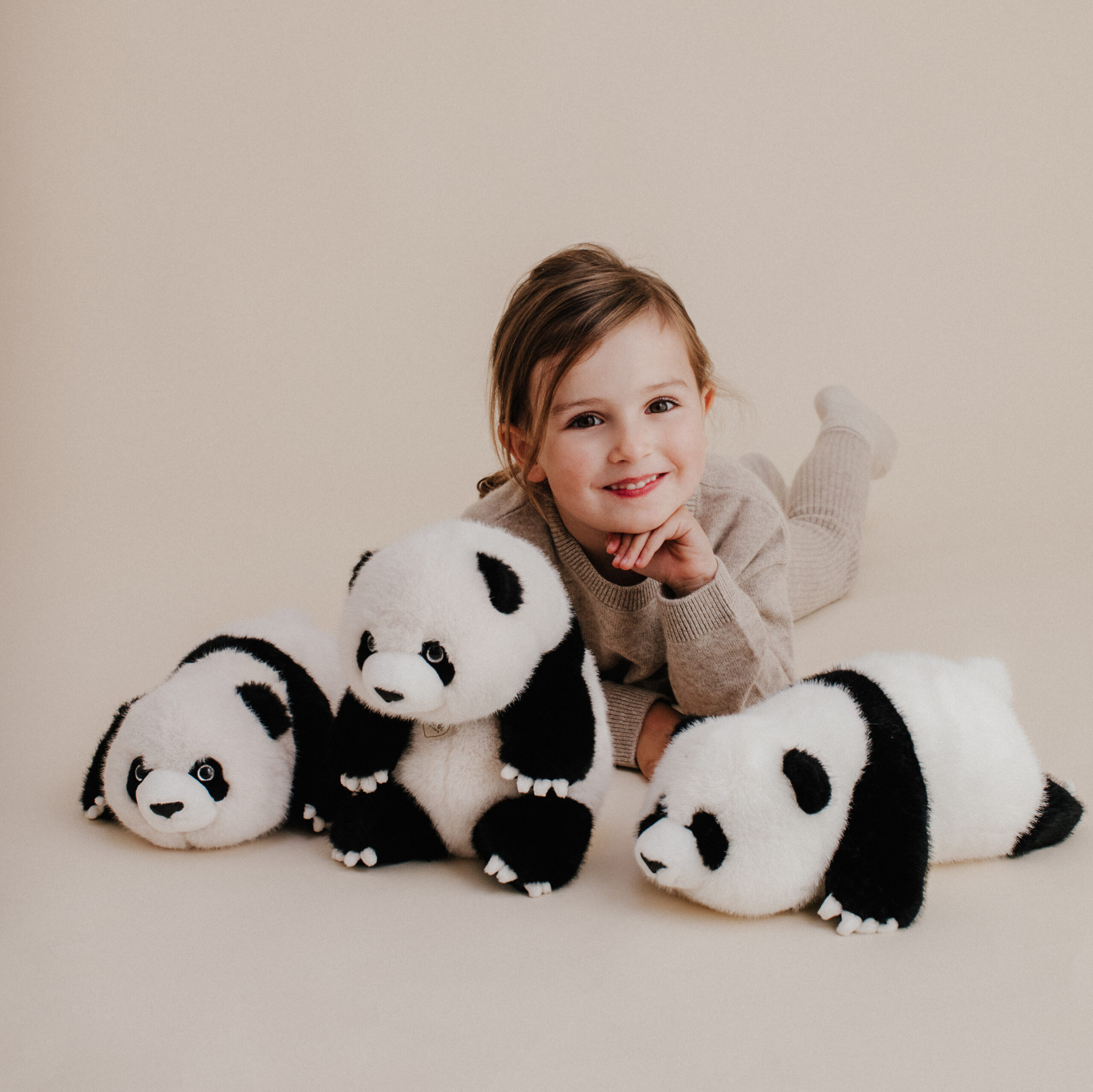 Besitos Plush Panda Plush